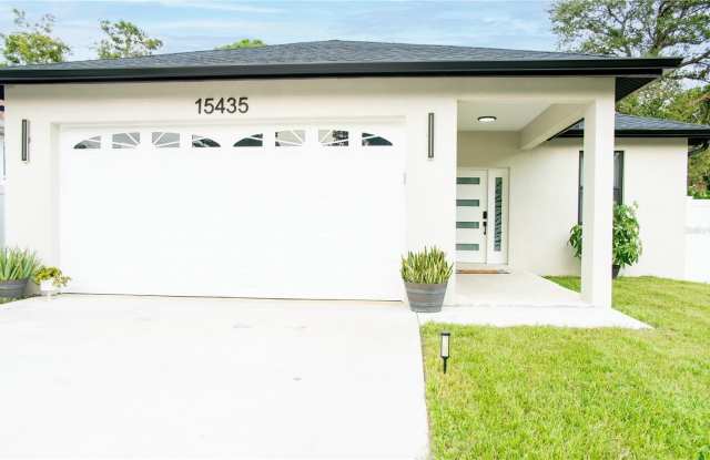 15435 VERONA AVENUE photos photos