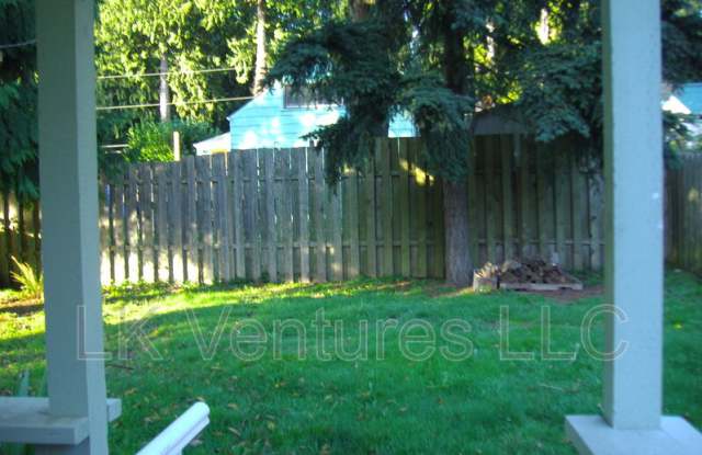 9298 NE Seaview Ave Gallery 3