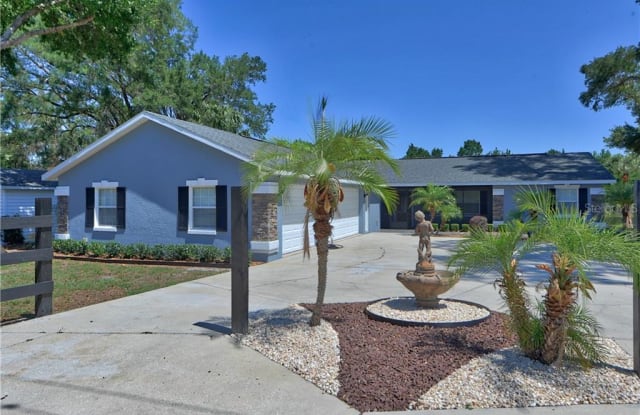 10684 SE 150TH PLACE - 10684 Southeast 150th Place, Marion County, FL 34491