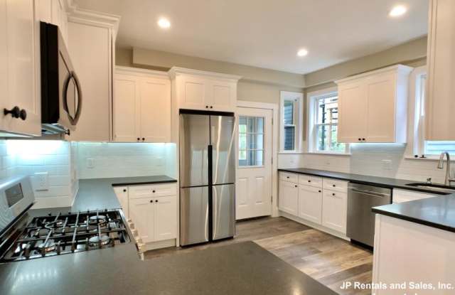 34 Evergreen St. photos photos