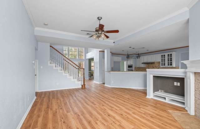 4605 Hinton Drive Gallery 4
