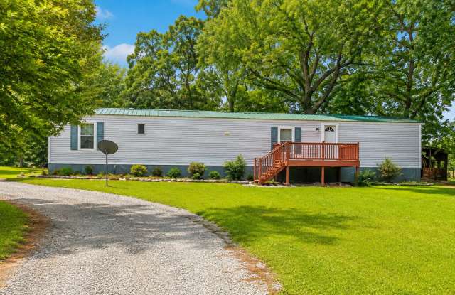 SOUTHERN ALAMANCE — Spacious Home for Rent in Graham Gallery 2