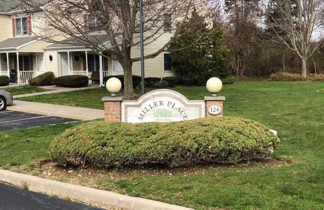 124 Sylvan Avenue - 124 Sylvan Avenue, Miller Place, NY 11764