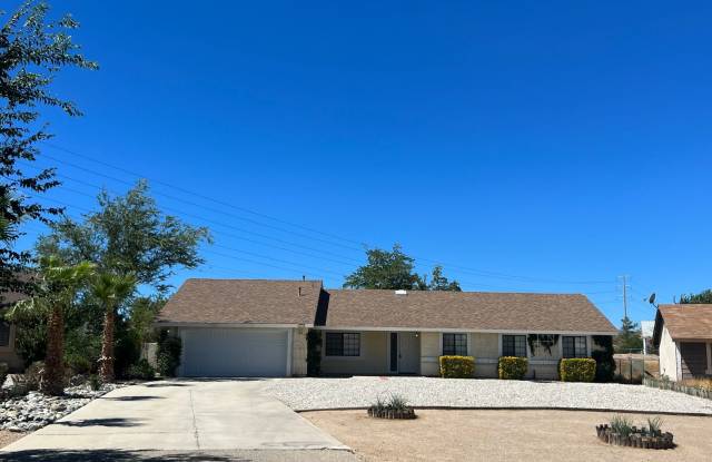 Centrally Located Home in Victorville - 12360 Triple Tree Terrace, Victorville, CA 92392