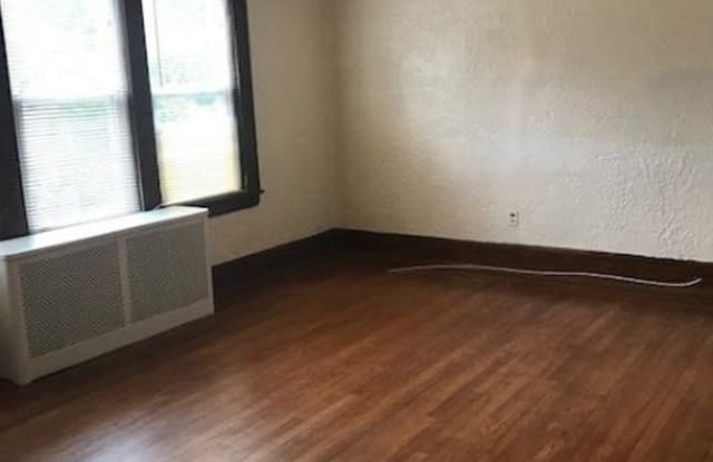 259 PARKER AVE - 259 Parker Avenue, Essex County, NJ 07040