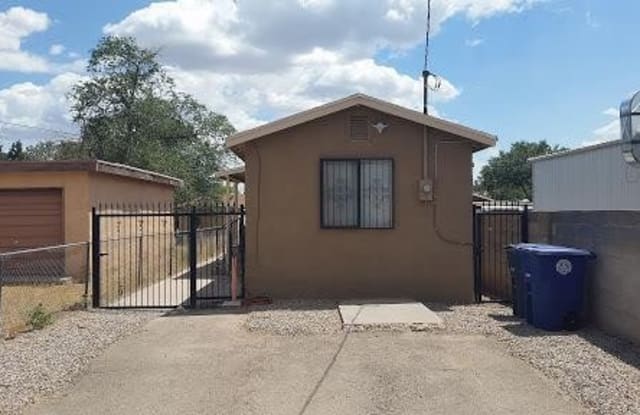 314 Mountain Road NE - 314 Mountain Road Northeast, Albuquerque, NM 87102