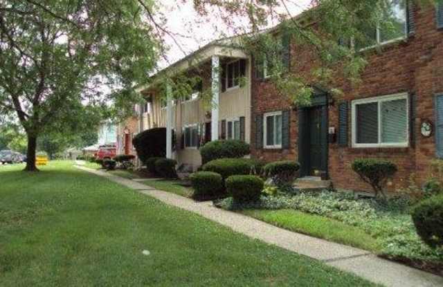 Large 2 Bedroom Townhouse with Basement photos photos