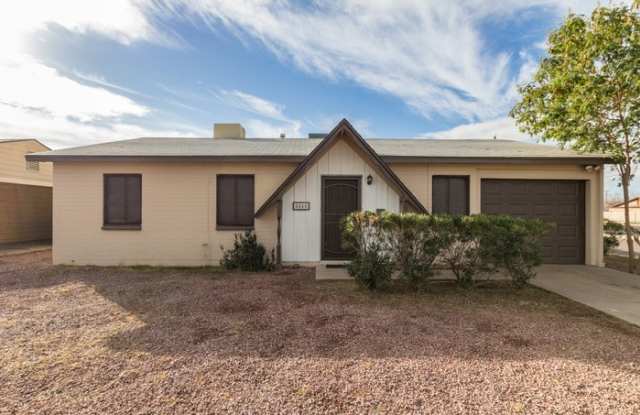 5845 West Mulberry Drive Gallery 2