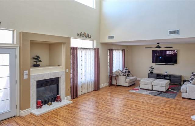 3704 N Campbell Road Gallery 4