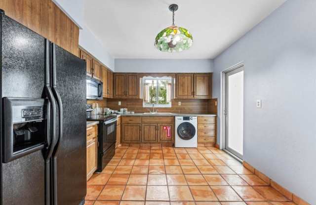 1145 101 Street #1, Bay Harbor Islands, FL 33154 - 1525 Gallery 4