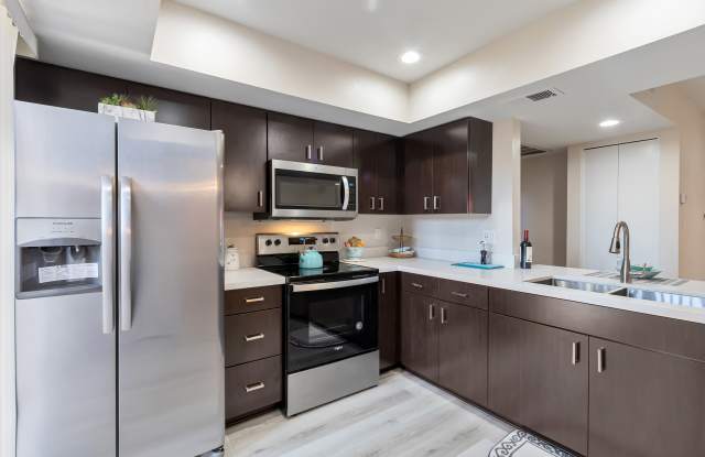 9460 N 92nd St Unit 103 - 9460 North 92nd Street, Scottsdale, AZ 85258