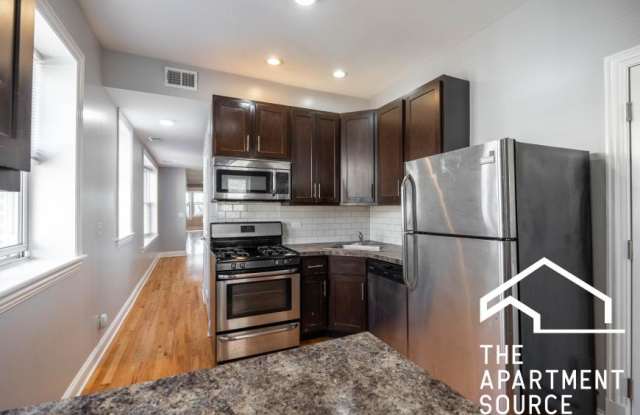 4452 North Sheridan Rd. photos photos