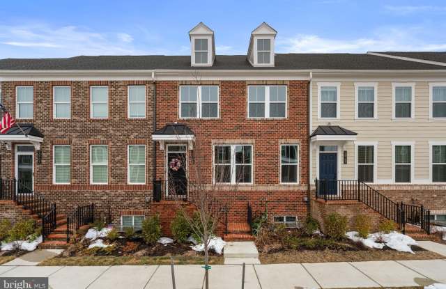 10706 LARKSWOOD Street photos photos