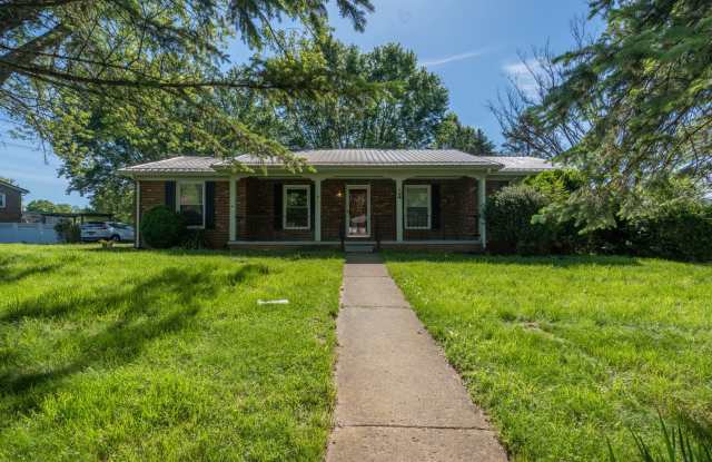 4 bed and 2 bath house in Johnson City photos photos
