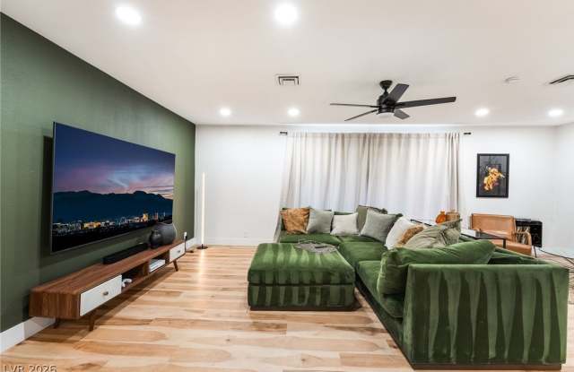 31 Jade Circle Gallery 1
