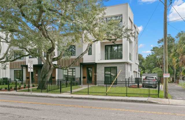 2209 N BOULEVARD photos photos