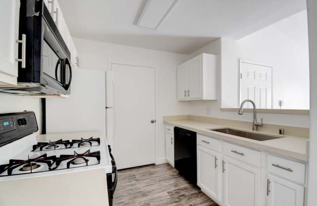 950 SEVEN HILLS DRIVE 222 photos photos 950 SEVEN HILLS DRIVE 222 photos photos