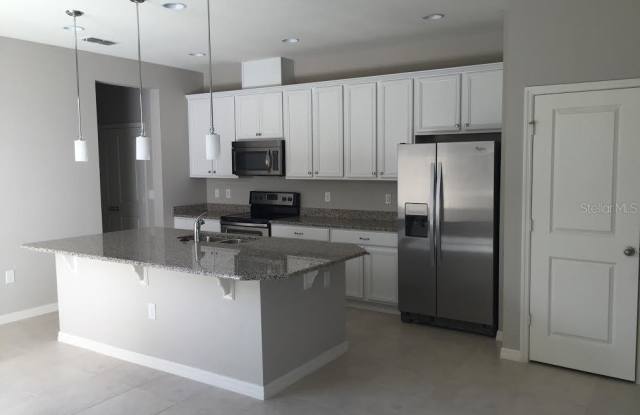 13706 BECKMAN DRIVE Gallery 3