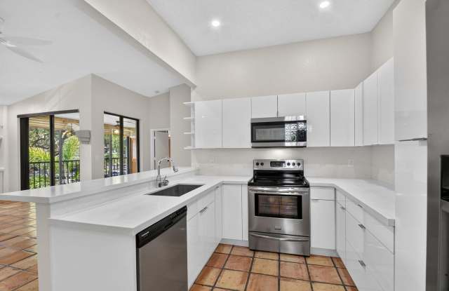 5451 Verona Drive Gallery 1