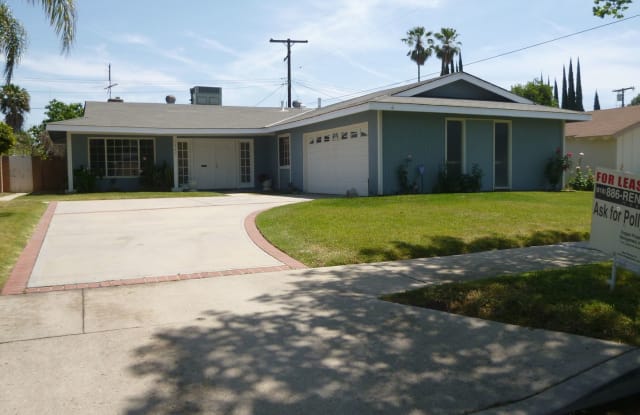 7440 Gazette Ave - 7440 Gazette Avenue, Los Angeles, CA 91306