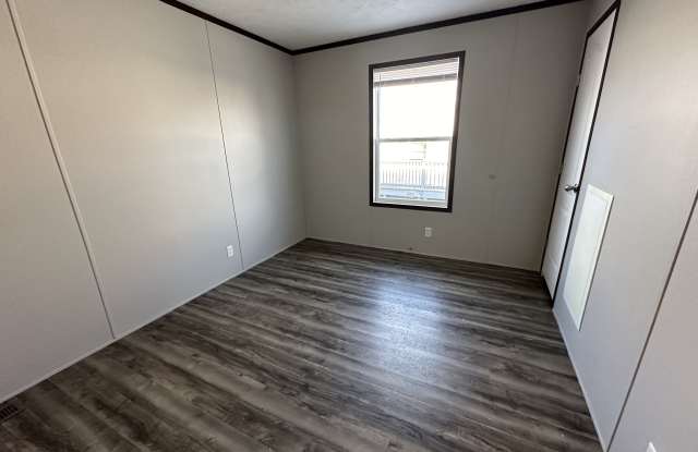 6002 W Maple Gallery 4
