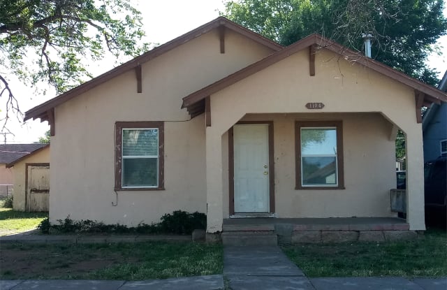 1104 Wallace photos photos