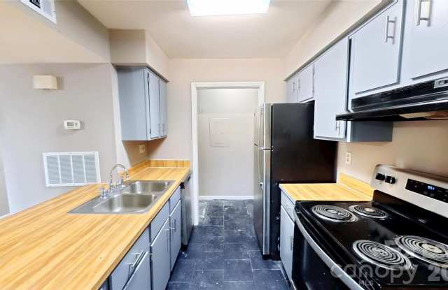 11139 Harrowfield Road Gallery 4