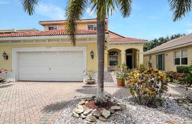 11131 Laurel Walk Road Gallery 4