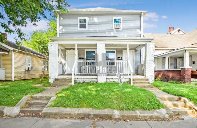 1362 S Sheffield Ave photos photos