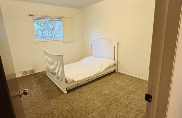 1414 Crooks Rd photos photos