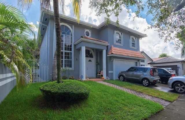15251 NW 89th Ave photos photos