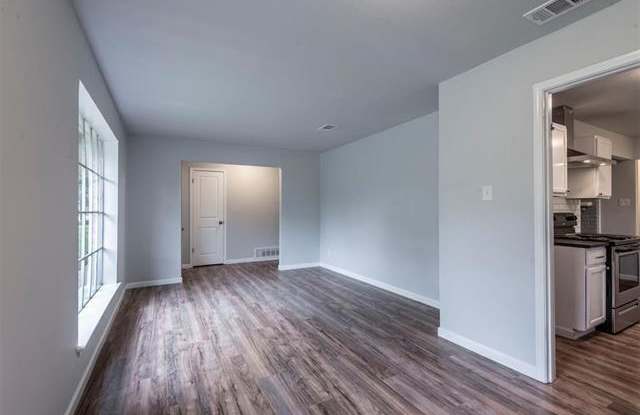 655 W Pentagon Parkway Gallery 4