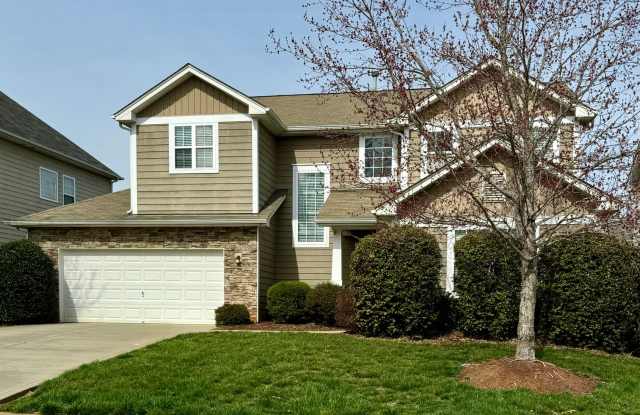 Spacious 5BR/3BA Home in Winding Walk - 10193 Falling Leaf Drive Northwest, Concord, NC 28027