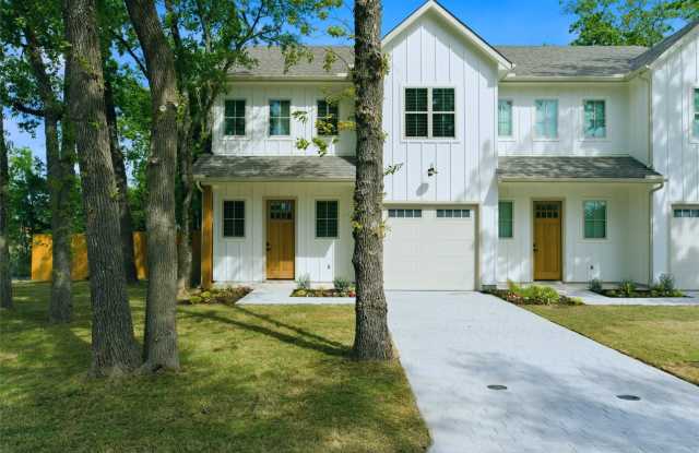 200 Dover Drive Gallery 2