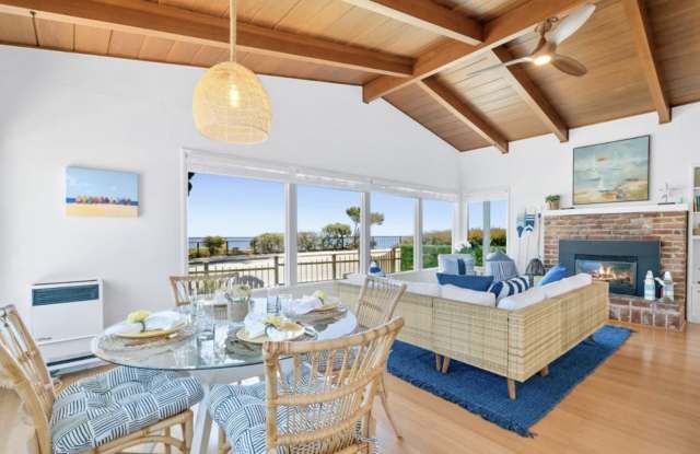 1205 East Cliff Drive Gallery 3