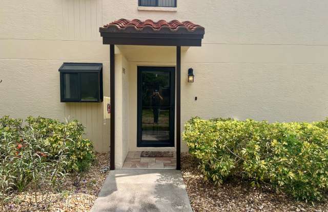 Move-In Ready 1-bed, 1-bath, Sarasota Condo off University Pkwy for rent! Gallery 3