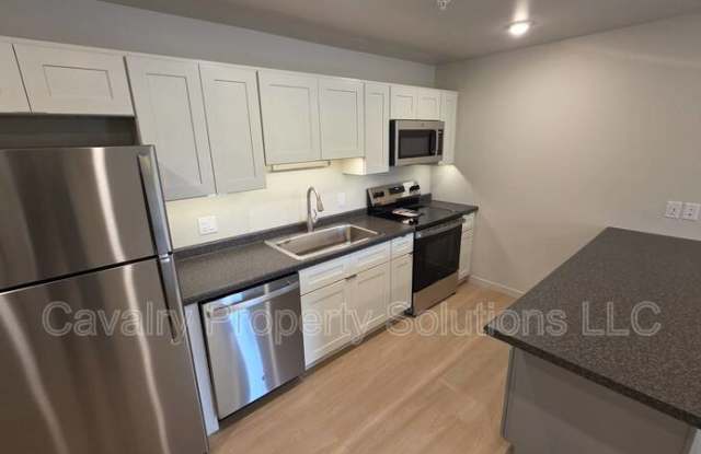 1221 Commonwealth Avenue - 203 photos photos