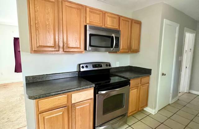 422 Fairbanks Drive - Available August 2025! photos photos