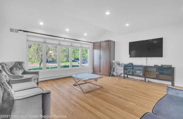 45 Roslyn Court Gallery 3