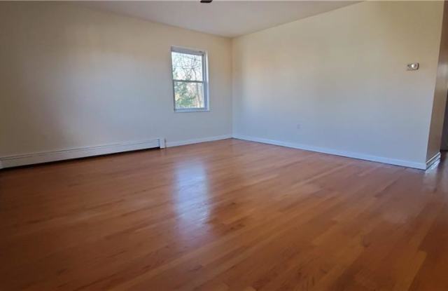 90 Gregory Avenue Gallery 2