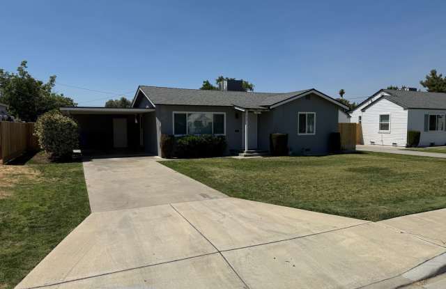 Charming Home Located in Lemoore photos photos
