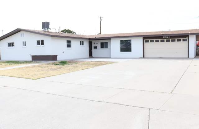 2921 FIR Street photos photos