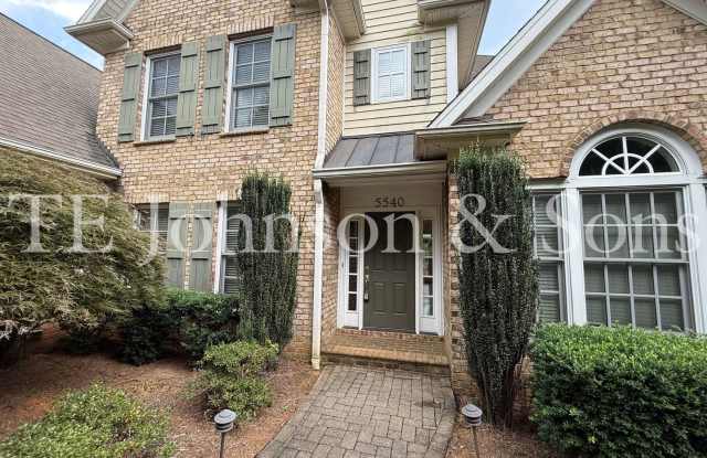 Luxury Living in Brookberry Farm Gallery 4