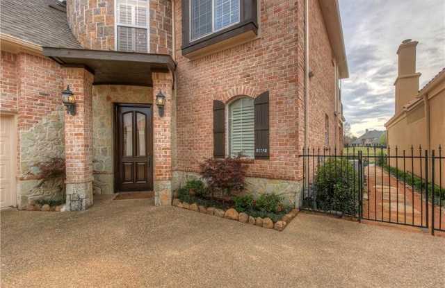 5652 Gleneagles Drive Gallery 2