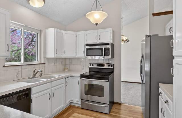 4BR/4BA Updated Home with Finished Basement Suite & Landscaped Yard photos photos