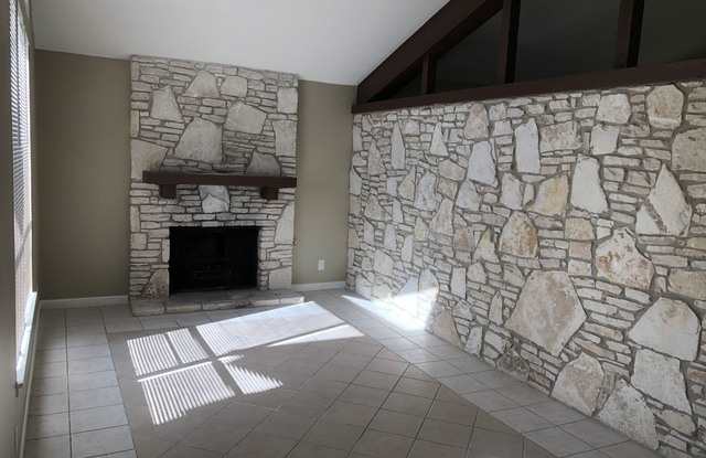 6207 MESA VERDE ST Gallery 2