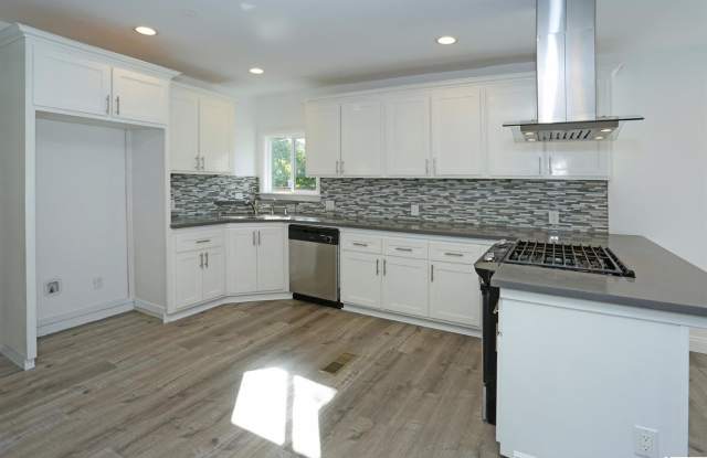 1940 Glenwood Road - 1940 Glenwood Road, Glendale, CA 91201