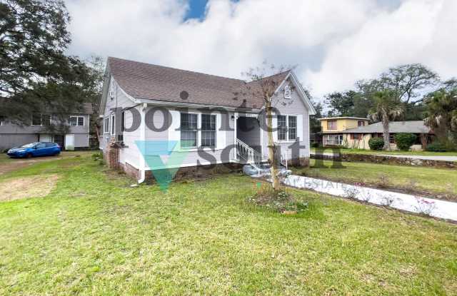 2615 W Jackson St photos photos 2615 W Jackson St photos photos