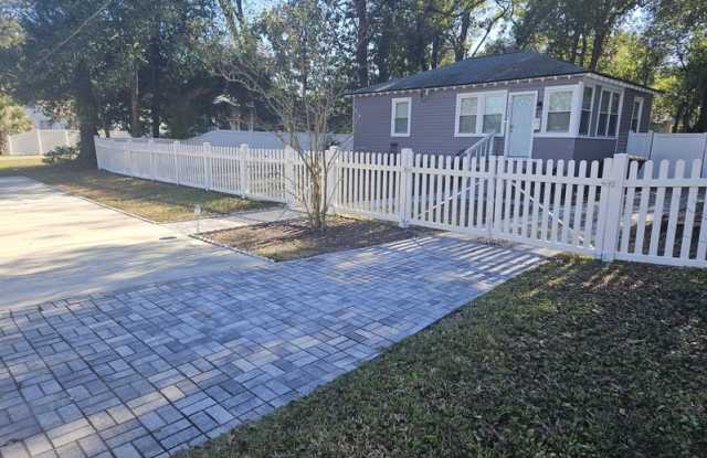 4364 Bethwood Circle photos photos