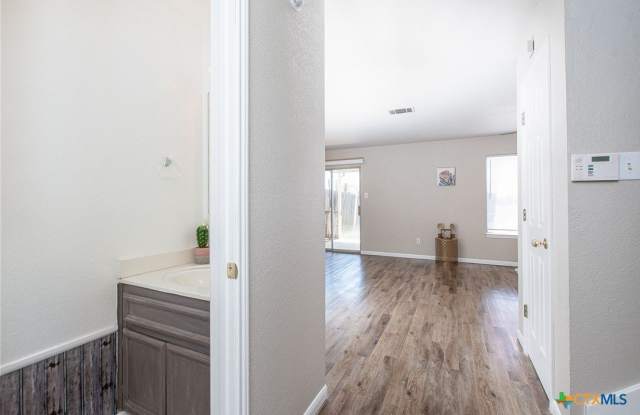 402 Deloris Dr. Gallery 3